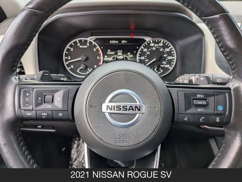 Certified 2021 Nissan Rogue SV w/ Premium Package FWD image 12