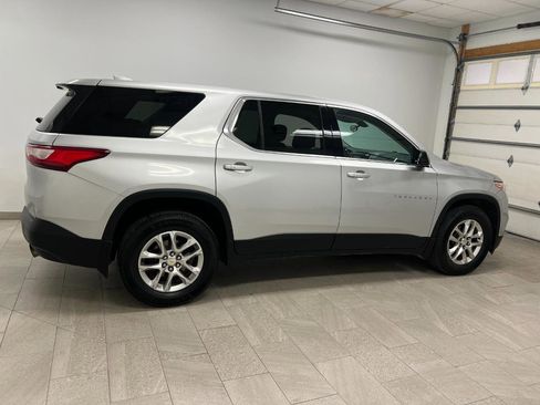 Used 2019 Chevrolet Traverse LS image 3