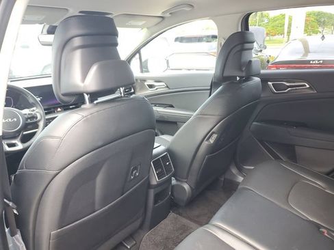 Certified 2024 Kia Sportage EX FWD image 8