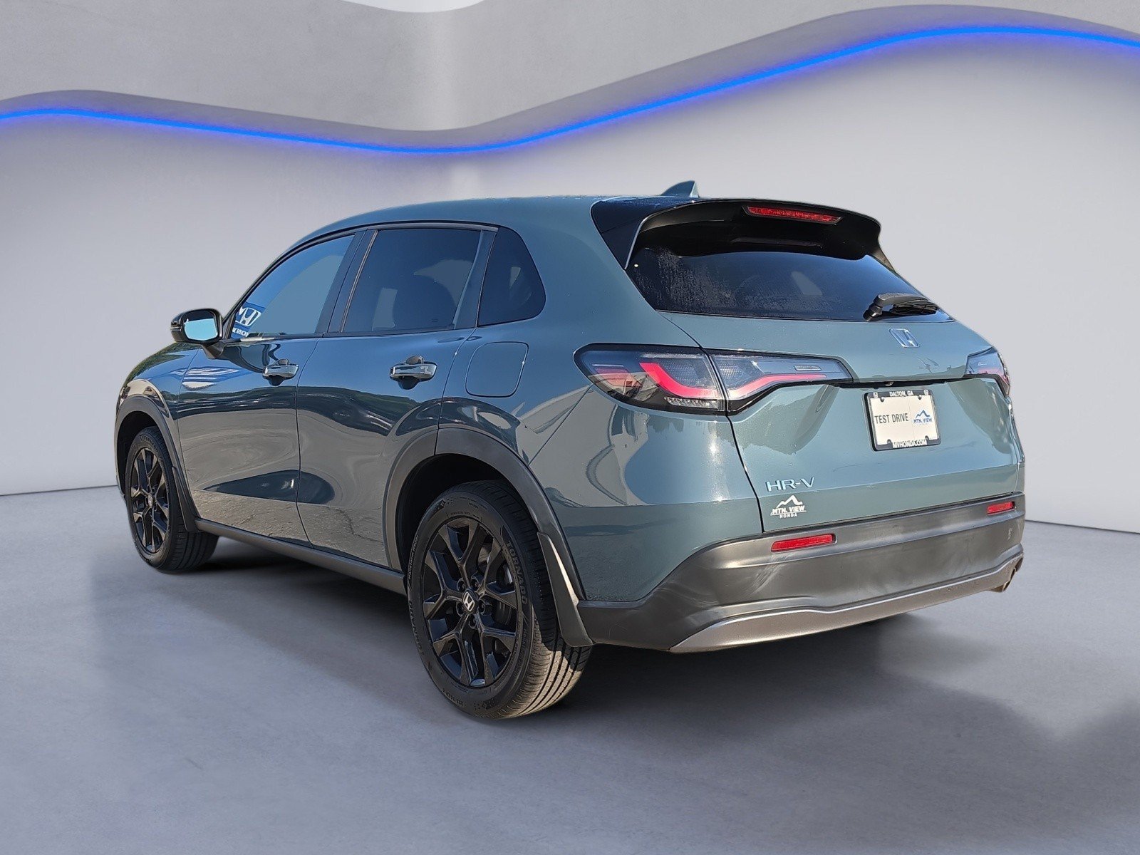 Used 2023 Honda HR-V Sport image 3