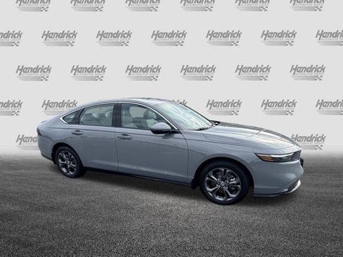 New 2026 Honda Accord EX-L image 2