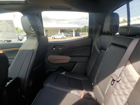 New 2026 GMC Canyon Denali image 32