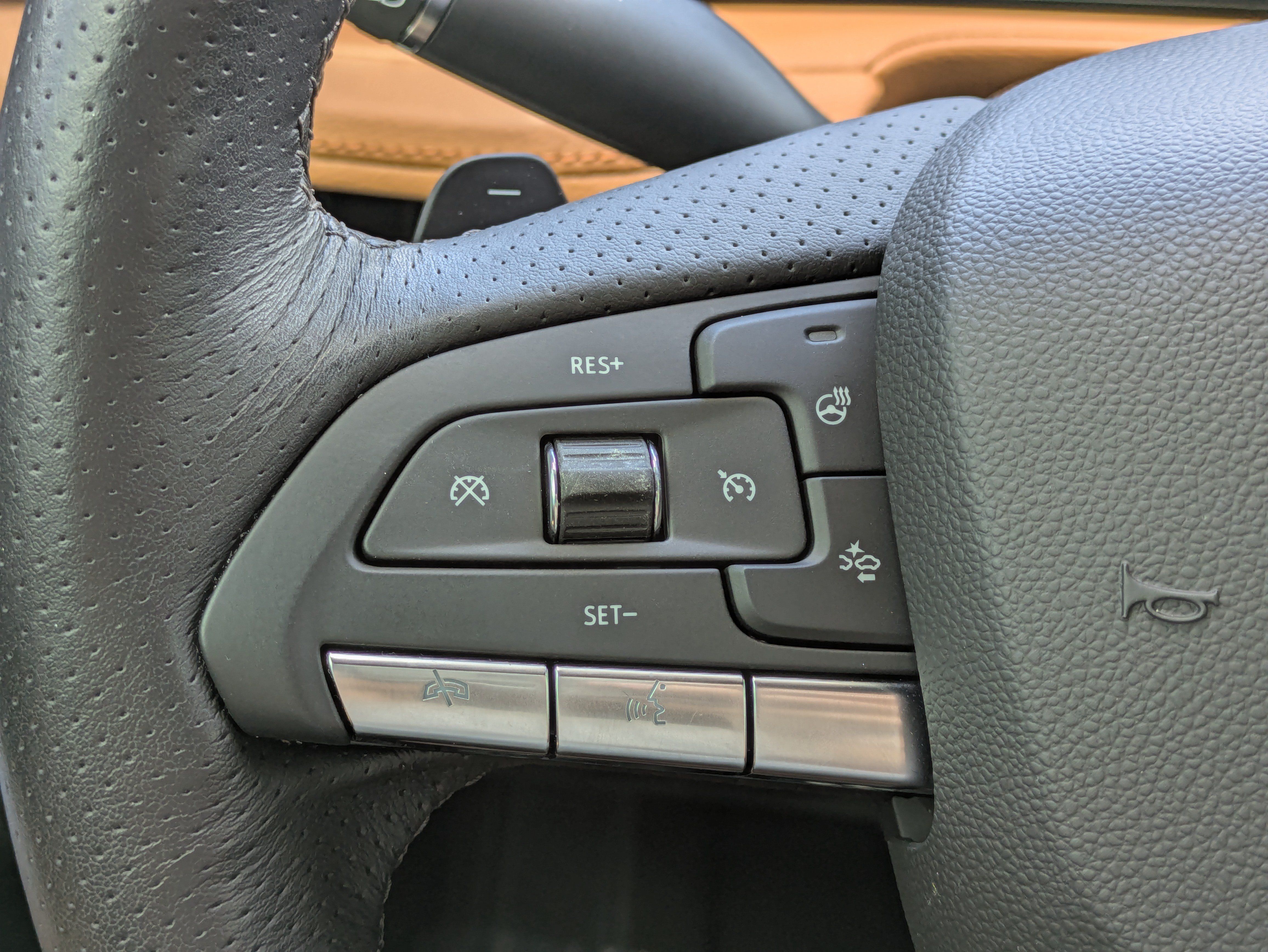 Certified 2024 Cadillac XT4 Sport FWD image 21