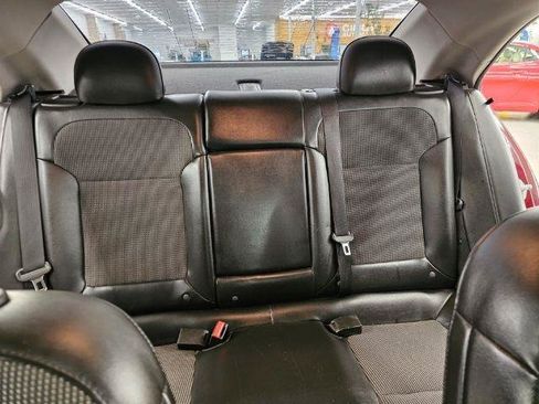 Used 2015 Chevrolet Malibu LT FWD image 12