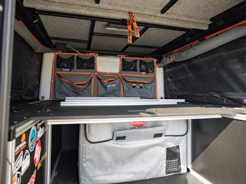 Used 2021 Jeep Gladiator Rubicon image 10