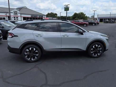 Used 2023 Kia Sportage X-Line AWD/4WD image 8