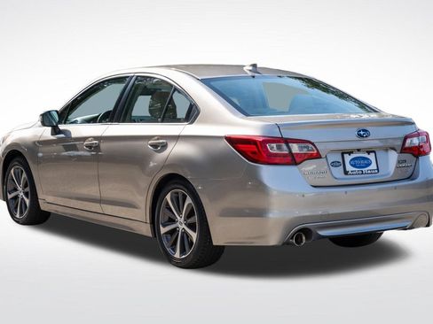 Used 2017 Subaru Legacy 2.5i Limited AWD/4WD image 4