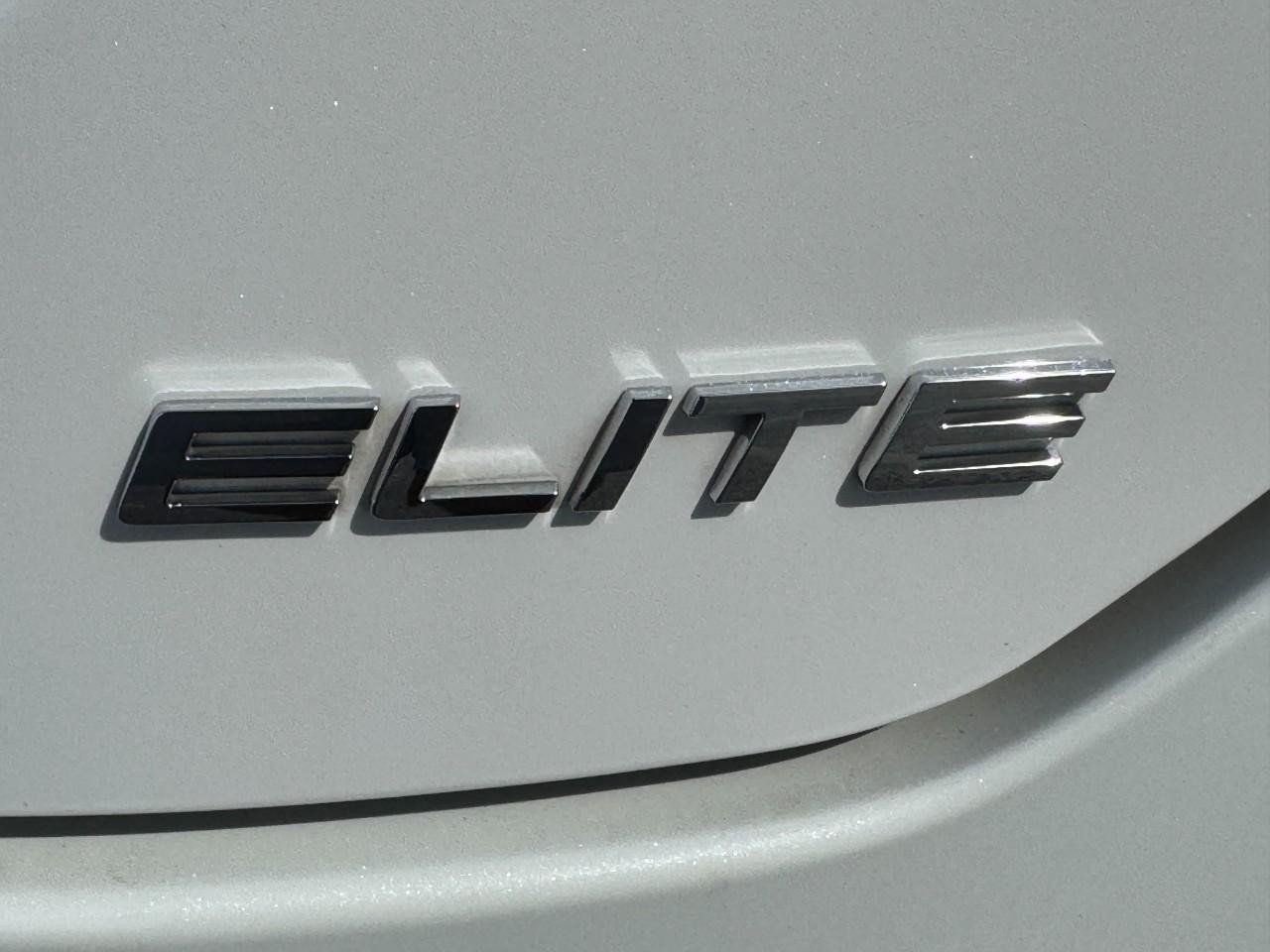 Certified 2025 Honda Pilot Elite image 5