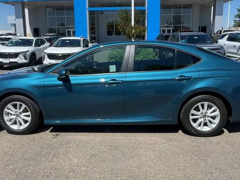 Used 2026 Toyota Camry LE w/ Convenience Package FWD image 4