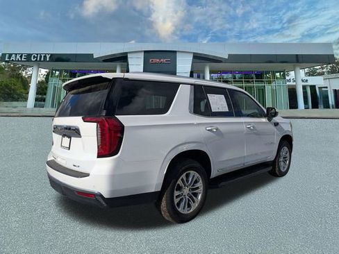 Used 2024 GMC Yukon SLT image 4