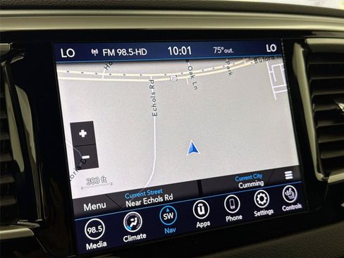 Used 2020 Chrysler Pacifica Touring-L Plus FWD image 7