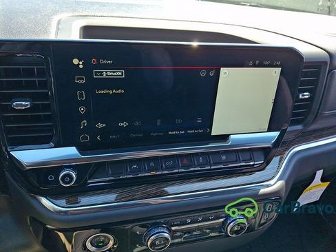 Certified 2024 GMC Sierra 1500 Elevation w/ LPO, Elevation Black Package AWD/4WD image 17