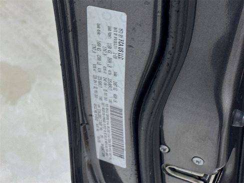 Used 2020 Jeep Compass Latitude image 32