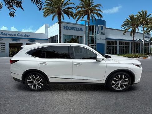 Used 2023 Acura MDX FWD w/ Technology Package image 9