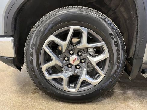 Used 2023 GMC Sierra 1500 SLT w/ SLT Premium Package image 29