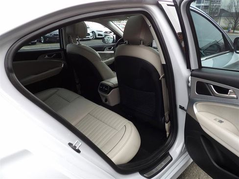 Used 2020 Genesis G70 3.3T image 15