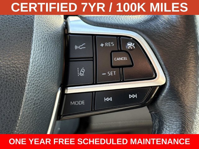 Used 2022 Toyota Sienna XLE AWD/4WD image 24