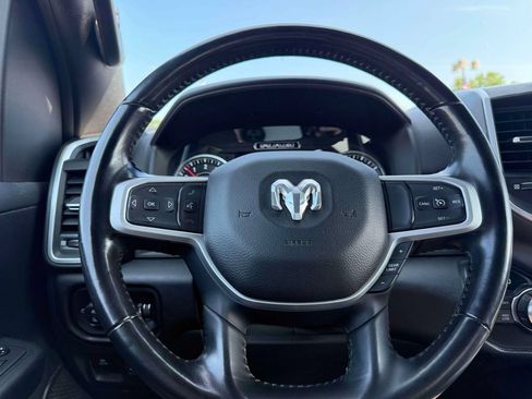 Used 2021 RAM 1500 Big Horn AWD/4WD image 18