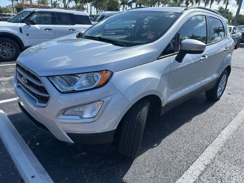 Used 2021 Ford EcoSport SE FWD image 2