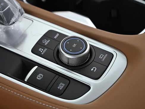 New 2026 INFINITI QX60 Autograph image 17