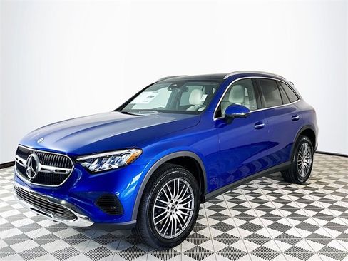 New 2026 Mercedes-Benz GLC 300 GLC 300 image 3