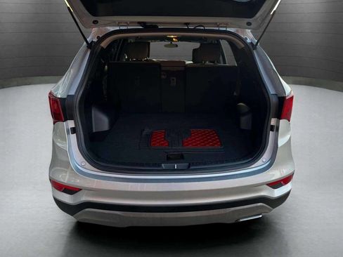 Used 2017 Hyundai Santa Fe Sport image 11