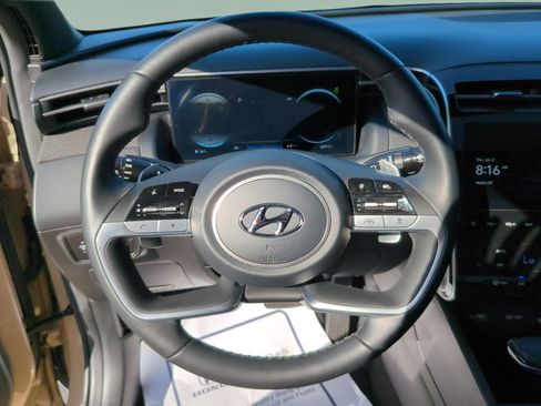 Used 2023 Hyundai Santa Cruz Limited AWD/4WD image 11