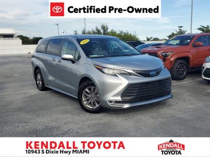 Certified 2023 Toyota Sienna XLE