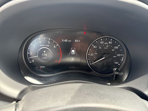 Certified 2024 Nissan Kicks SV FWD image 21