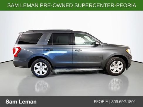 Used 2020 Ford Expedition XLT w/ Equipment Group 202A AWD/4WD image 8