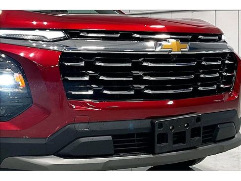 Used 2025 Chevrolet Equinox LT w/ Convenience Package II AWD/4WD image 30