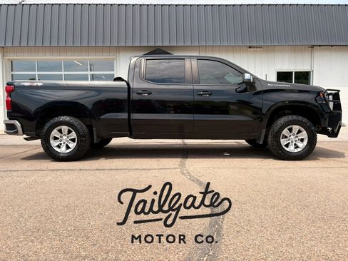 Used 2021 Chevrolet Silverado 1500 LT w/ Safety Package II AWD/4WD image 1