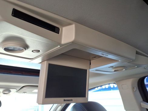 Used 2014 GMC Acadia Denali image 13