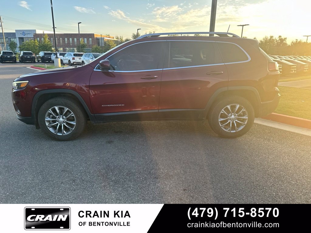 Used 2021 Jeep Cherokee Latitude Lux w/ Sun & Sound Group AWD/4WD image 7