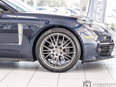 Used 2023 Porsche Panamera 4 Platinum Edition w/ Assistance Package AWD/4WD image 11