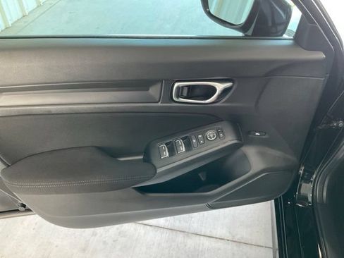 Certified 2025 Honda Civic LX image 4