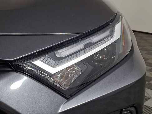 Used 2024 Toyota RAV4 LE image 12