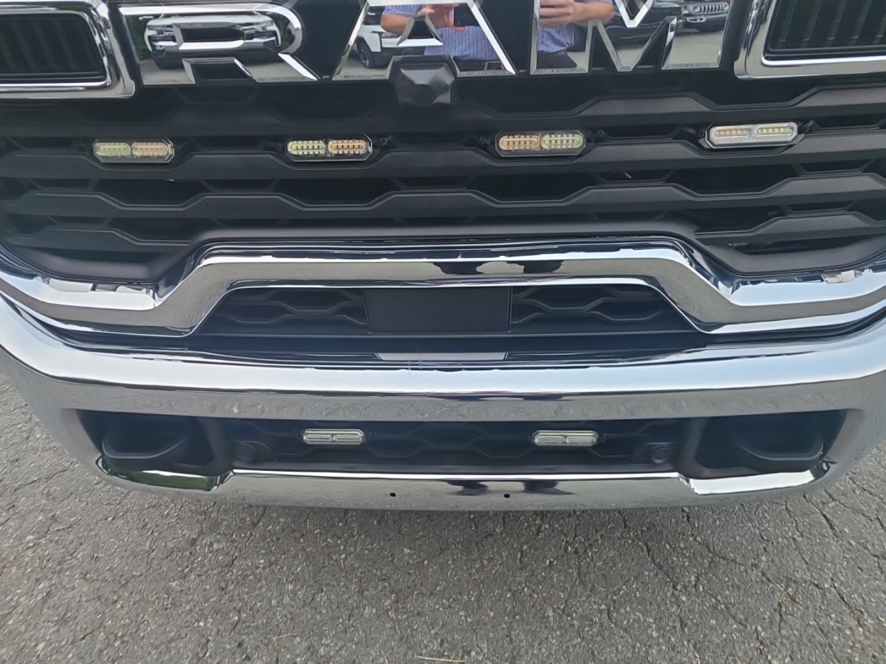 Used 2025 RAM 2500 Big Horn AWD/4WD image 8