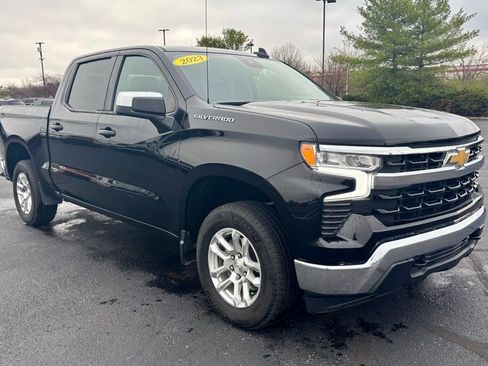 Used 2023 Chevrolet Silverado 1500 LT image 9