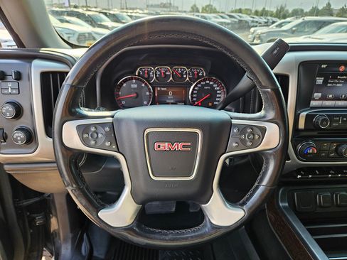 Used 2015 GMC Sierra 1500 SLT w/ SLT Crew Cab Value Package AWD/4WD image 16