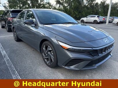 Certified 2025 Hyundai Elantra SEL w/ Cargo Package