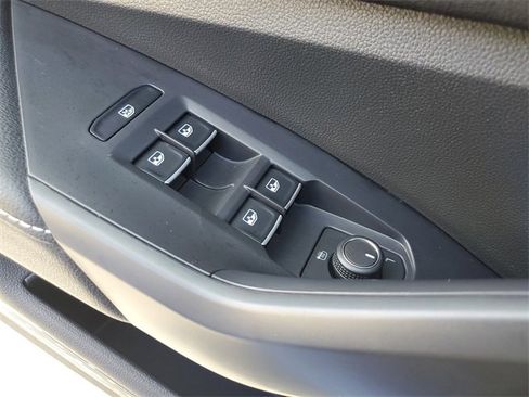 Certified 2024 Volkswagen Jetta Sport image 29