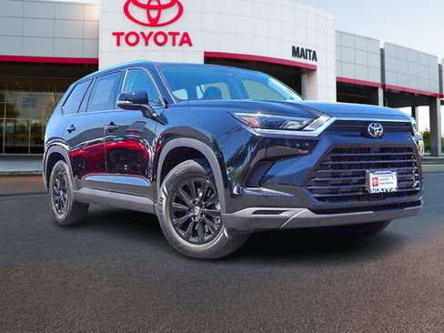 Certified 2026 Toyota Grand Highlander AWD image 1