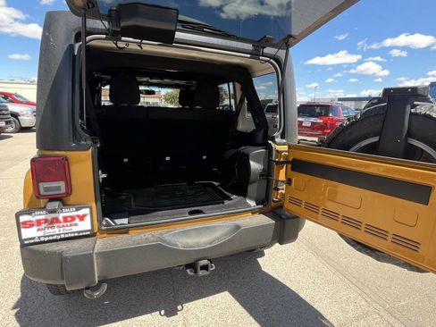 Used 2014 Jeep Wrangler Unlimited Sahara w/ Max Tow Package image 23