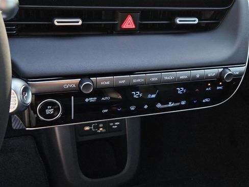 New 2026 Hyundai Ioniq 5 SEL image 25