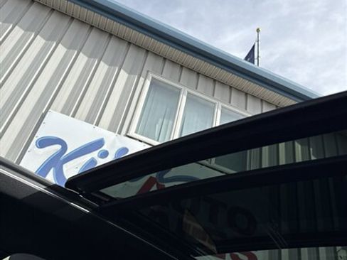 Used 2018 BMW X1 xDrive28i w/ Convenience Package image 17