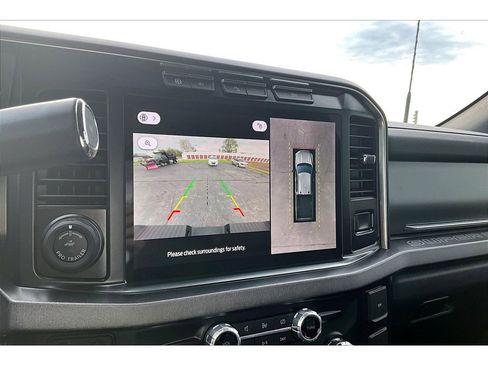 Used 2024 Ford F250 Platinum AWD/4WD image 23