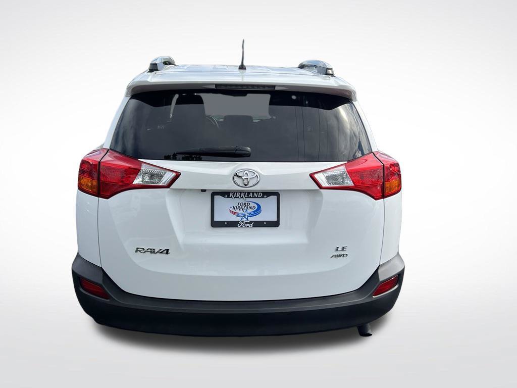 Used 2015 Toyota RAV4 LE AWD/4WD image 8