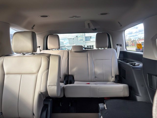 Used 2024 Ford Expedition XLT AWD/4WD image 12