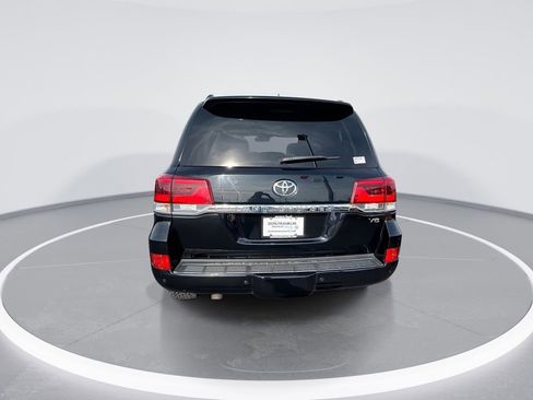 Used 2016 Toyota Land Cruiser AWD/4WD image 7